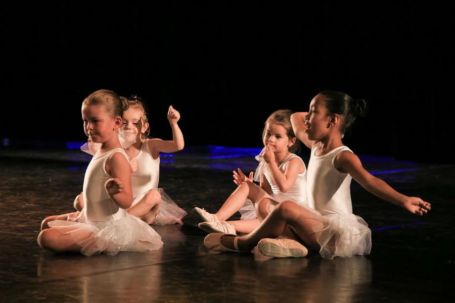 Baby danse classique, gala du 3 juillet 2022 - Photos : Grégory BITSCH